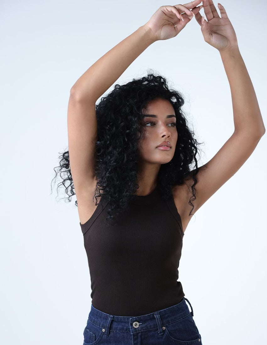 قميص داخلي مخطط أساسي