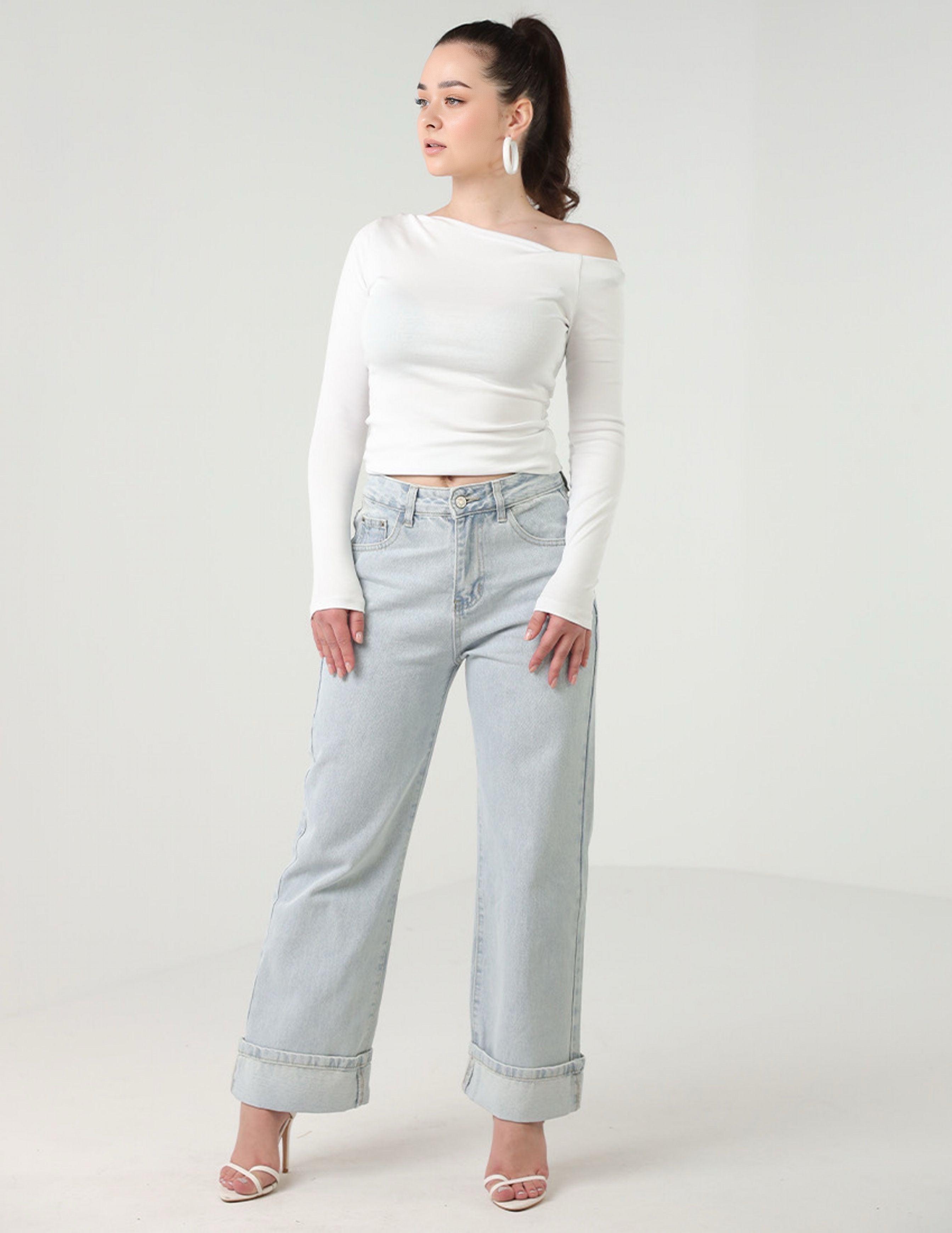 Straight cut legged Jeans