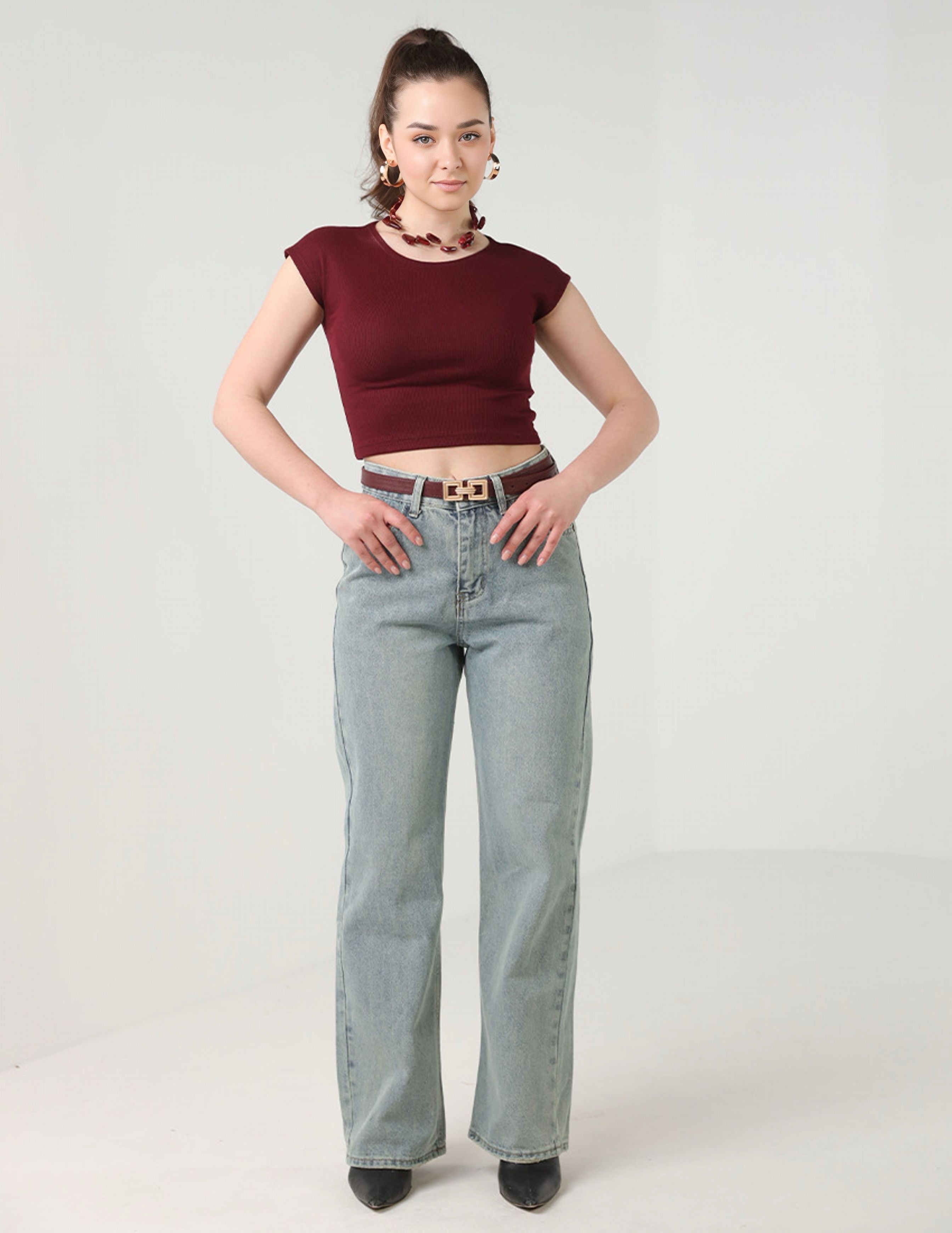 Straight Cut Jeans