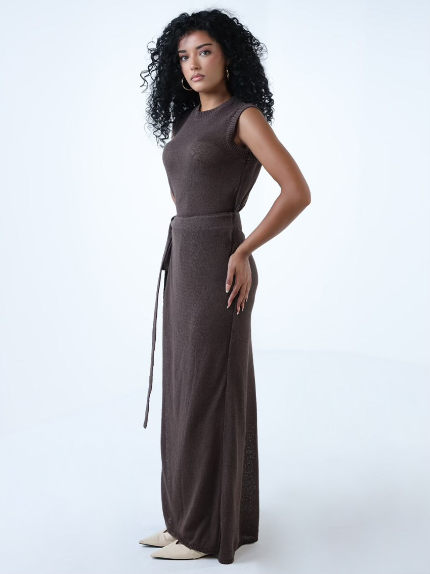 طقم تريكو مكون من قطعتين تنورة وقميص