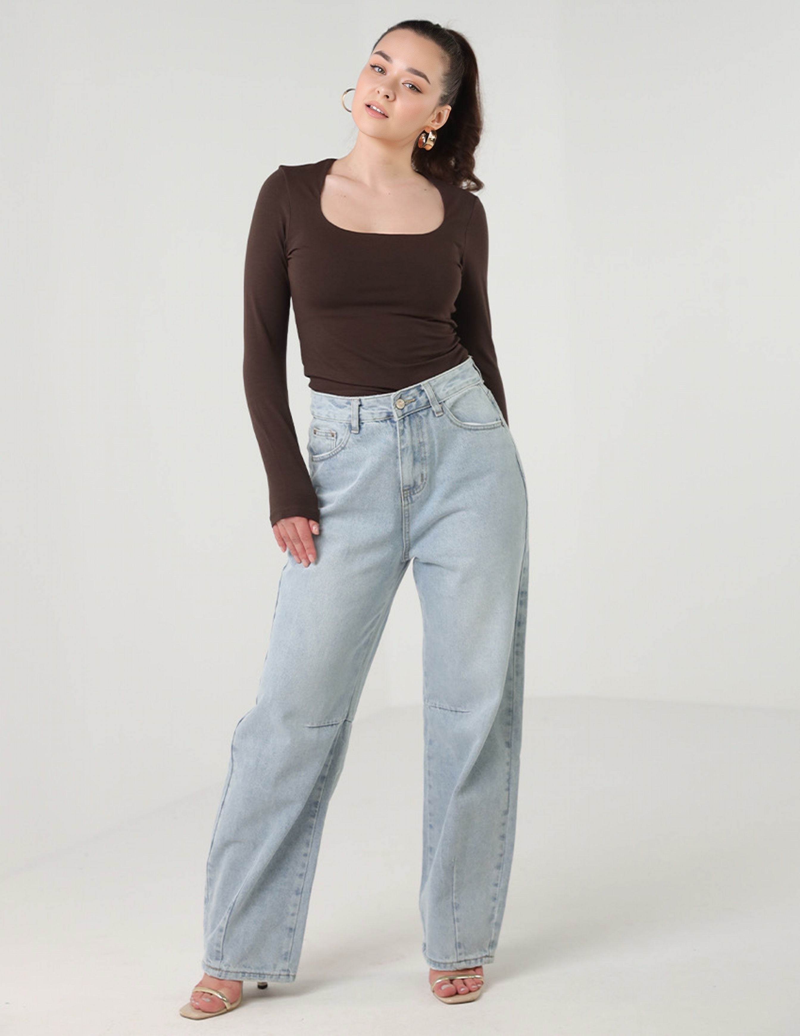 Straight Cut Jeans