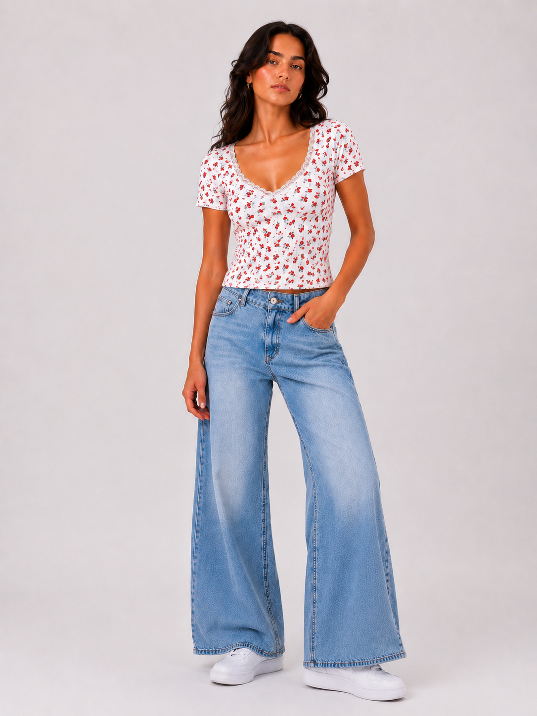 Floral round-neck T-shirt