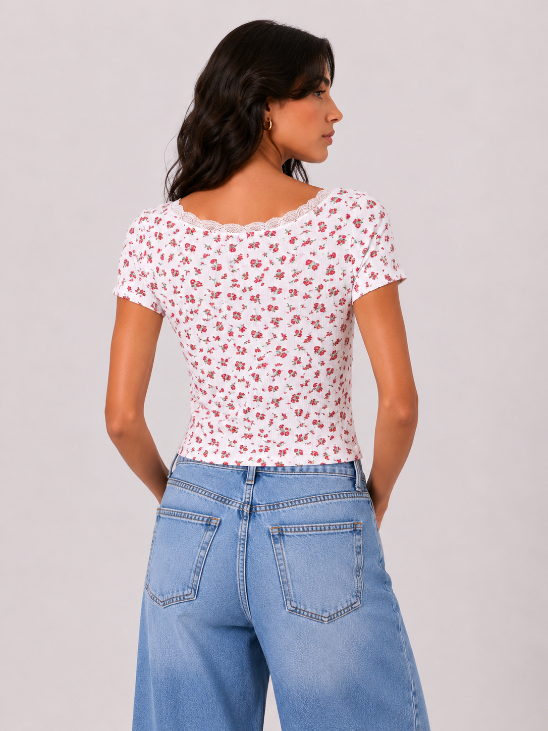 Floral round-neck T-shirt