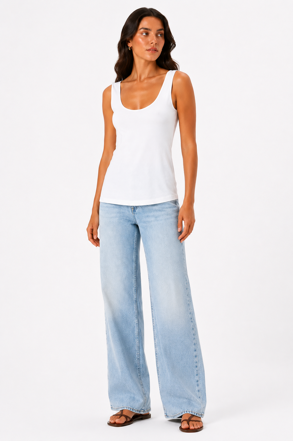 Basic sleeveless round-neck tank top
