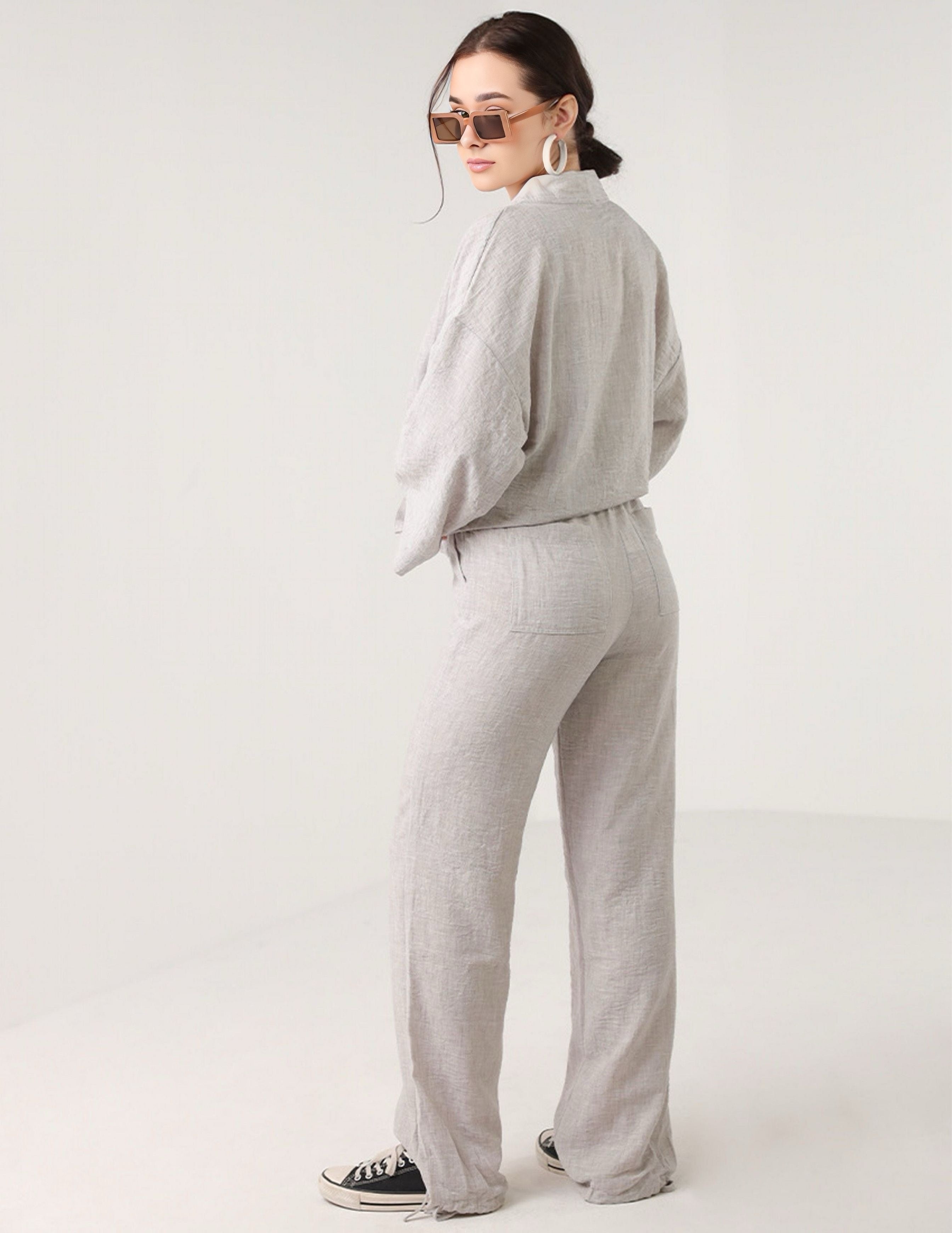 بنطلون بقصّة مستقيمة