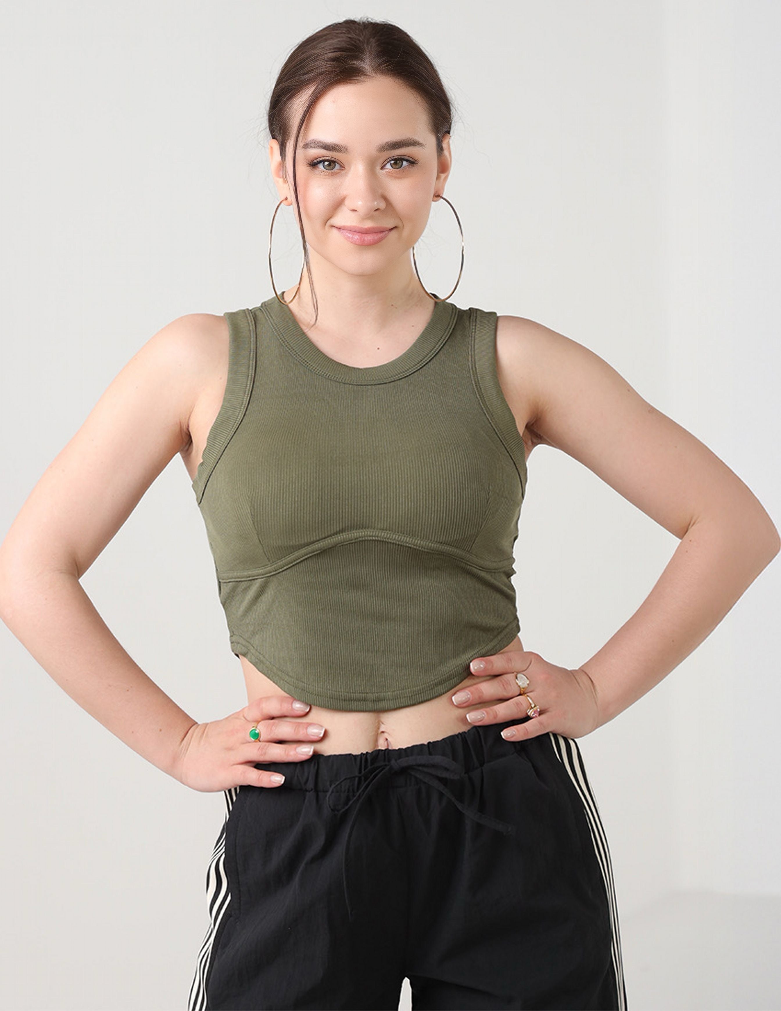 قص الجزء العلوي القصير