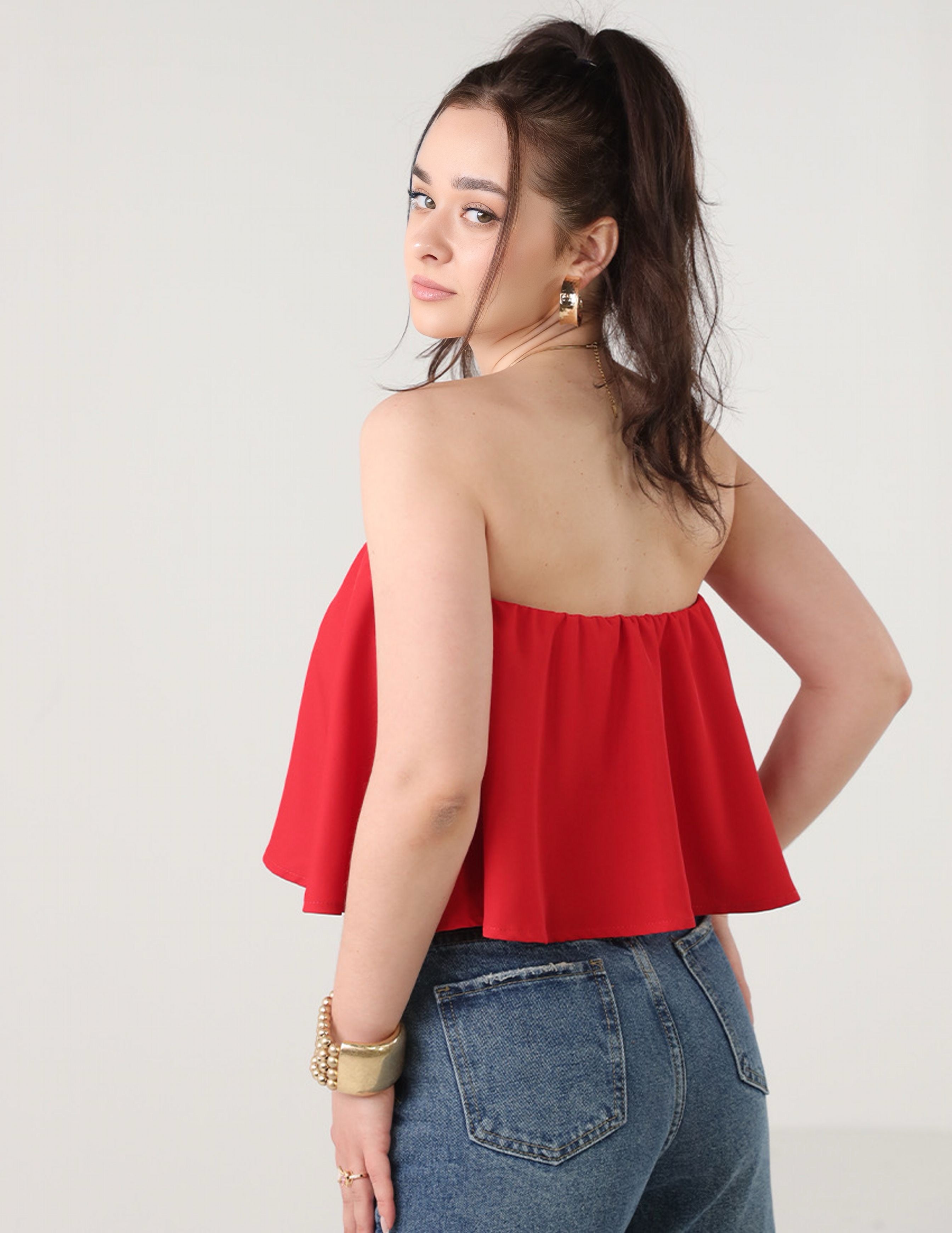 Strapless flowy top