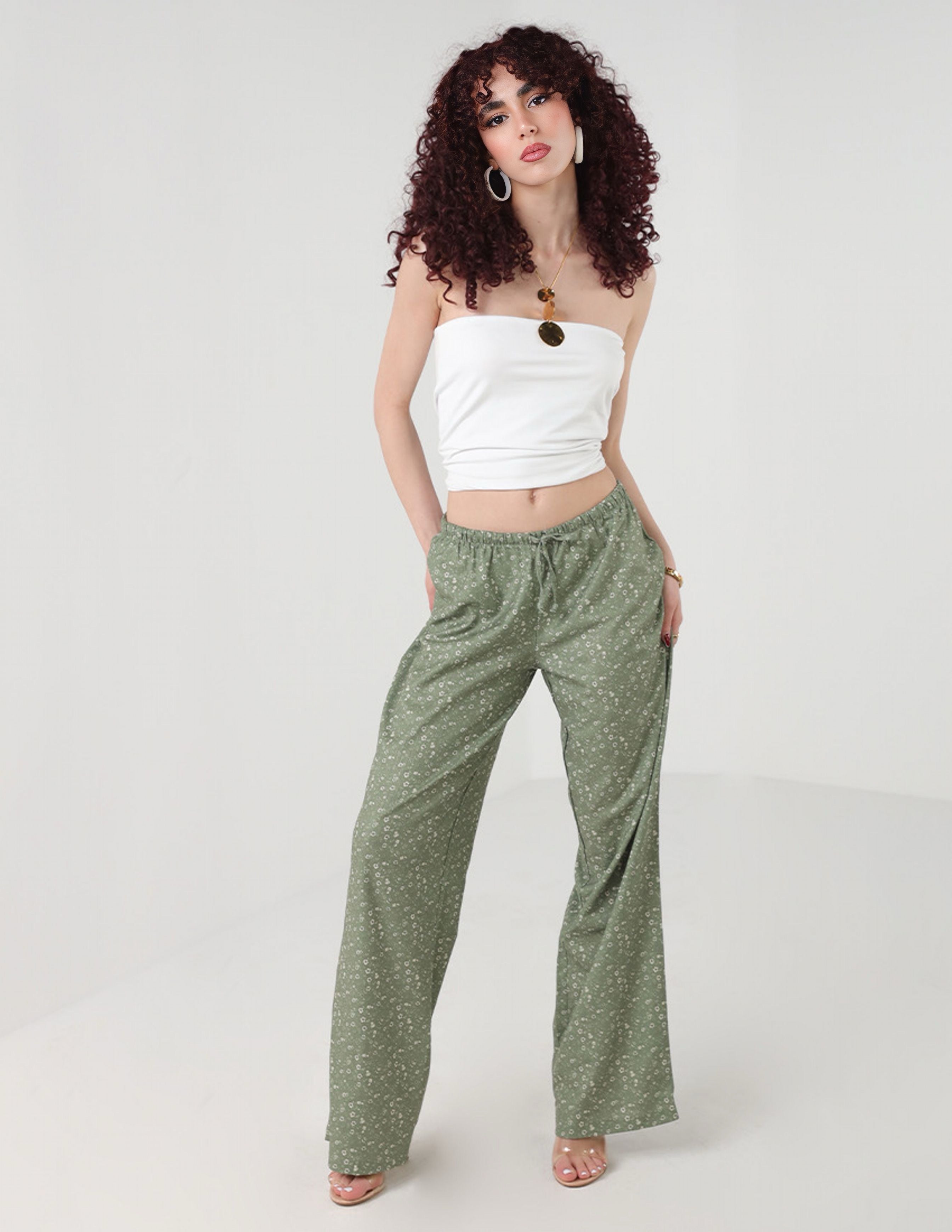 بنطلون مستقيم بطبعة زهور