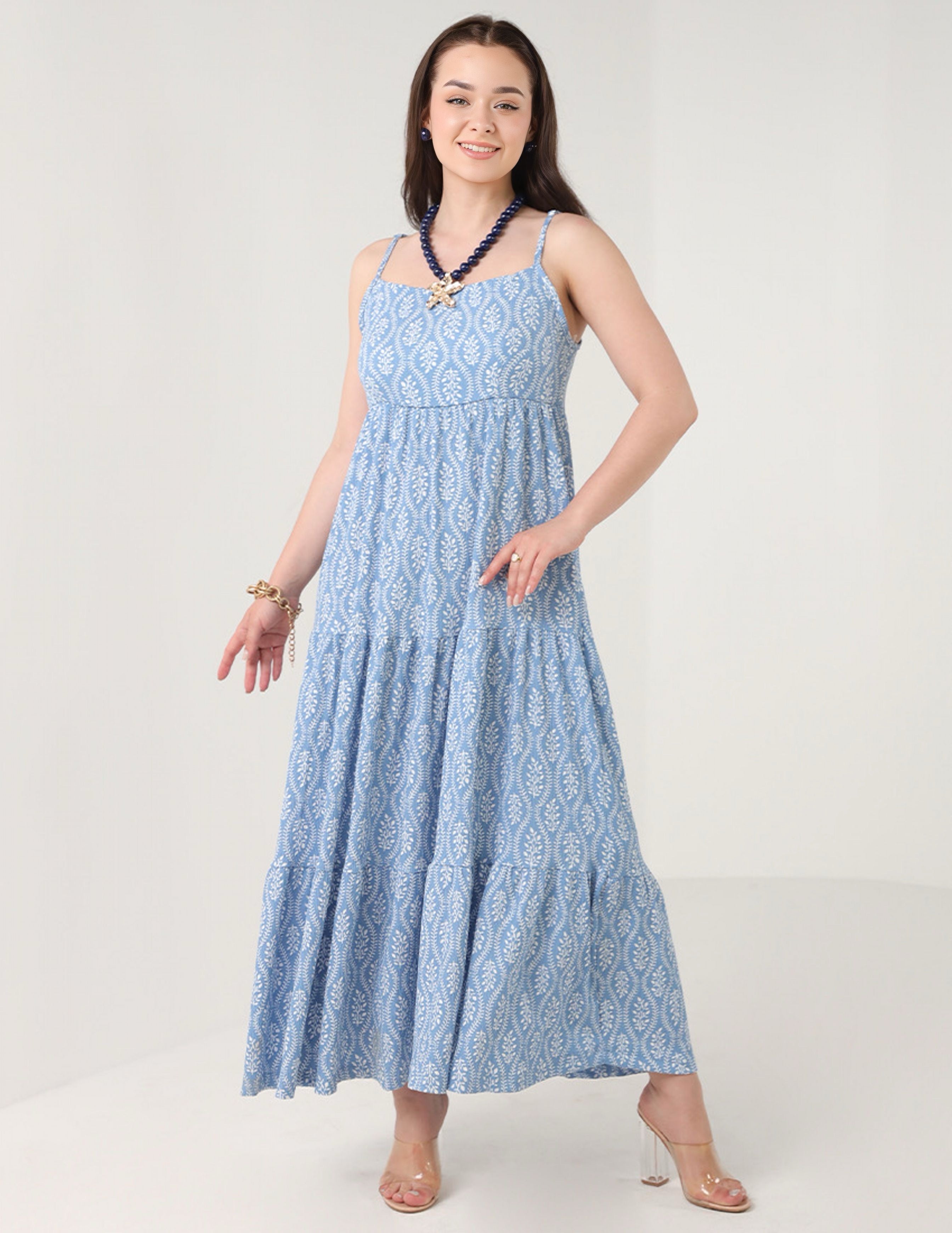 Flowy dress with a leaf print