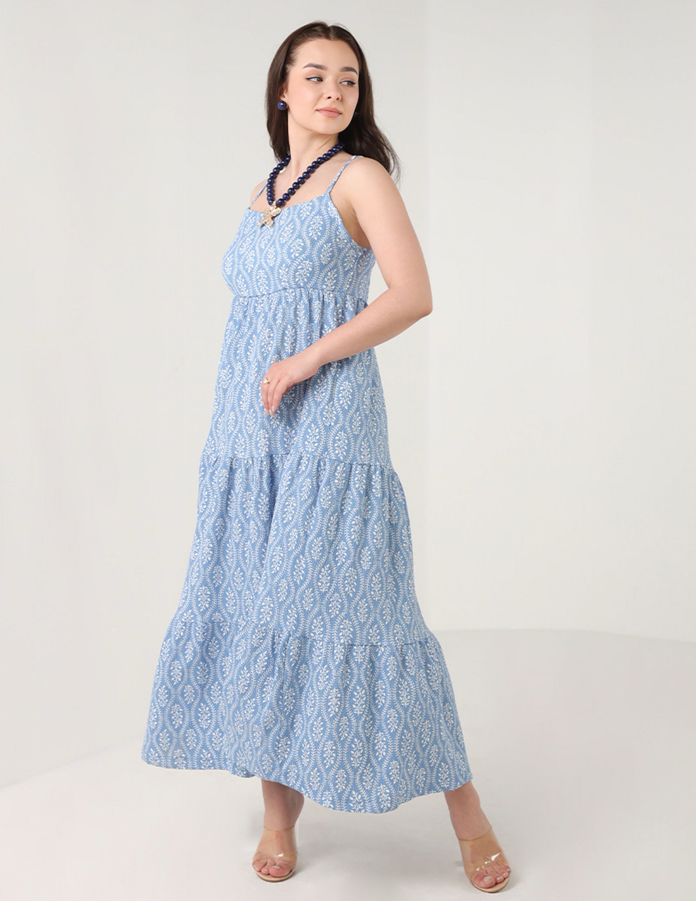 Flowy dress with a leaf print