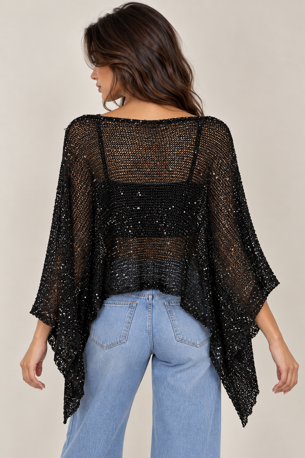 Shiny open-sleeved knit blouse