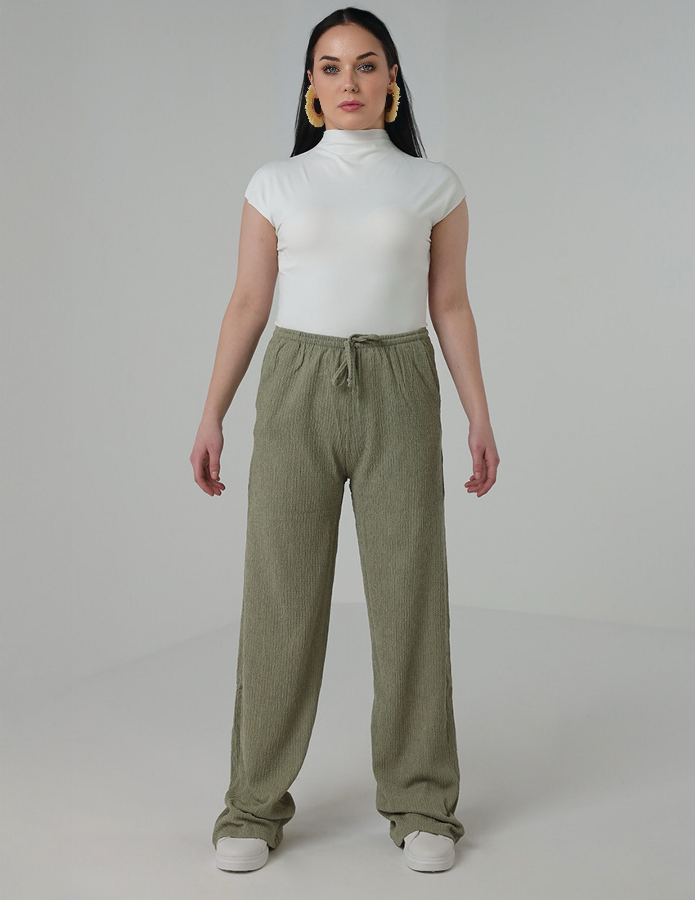 Straight-Cut Pants with Side Pocket