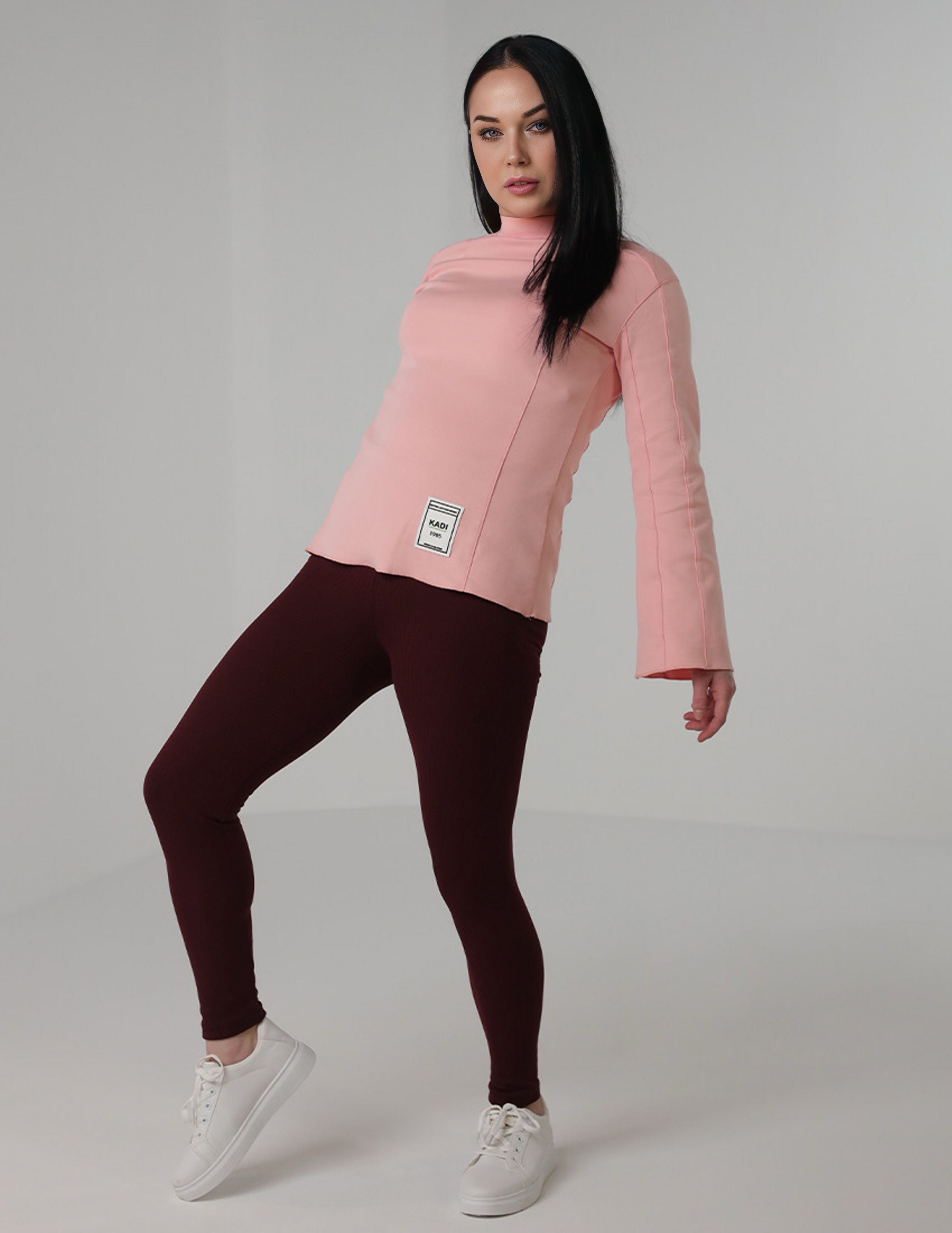 بنطال ضيق من الليكرا المضلع