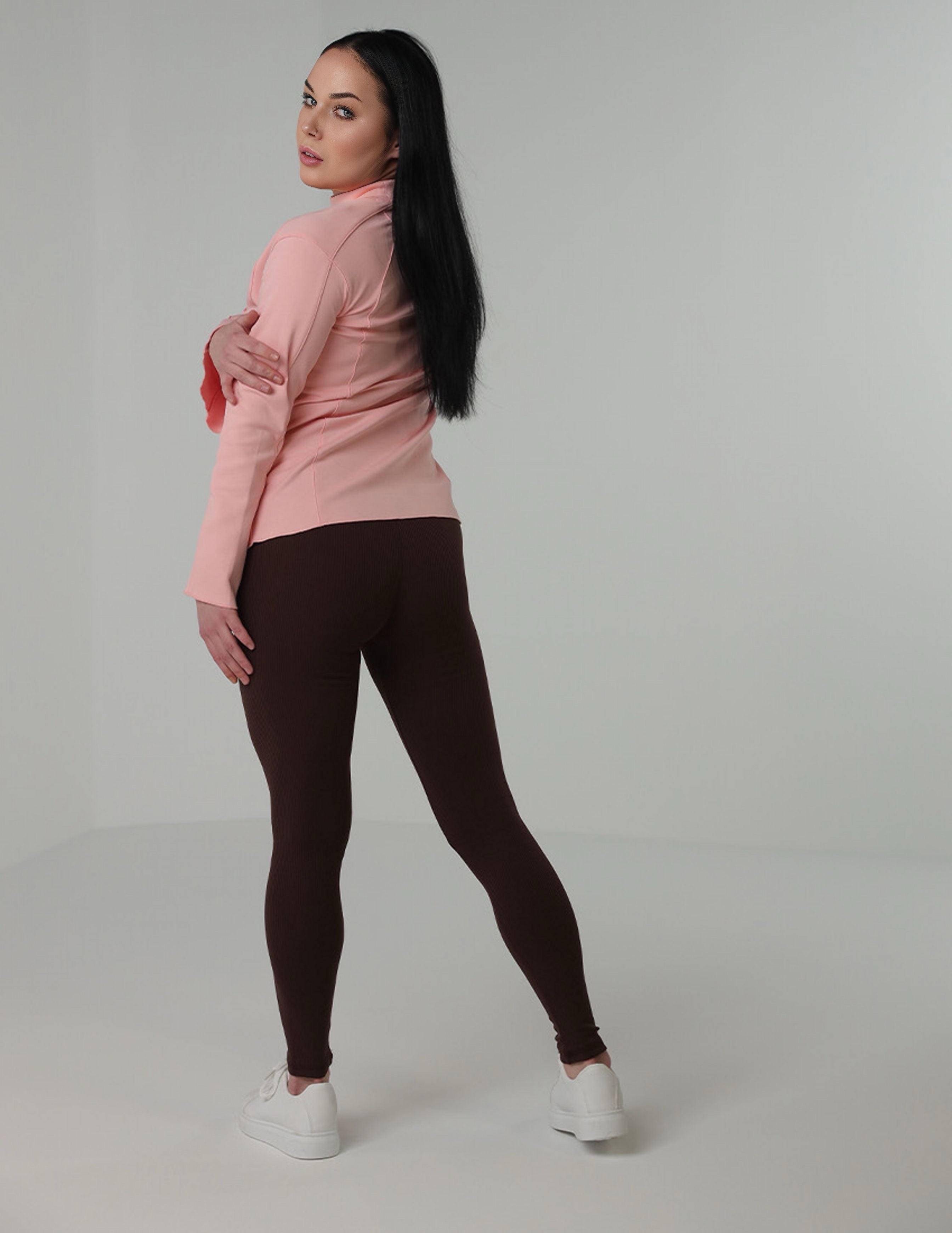 بنطال ضيق من الليكرا المضلع