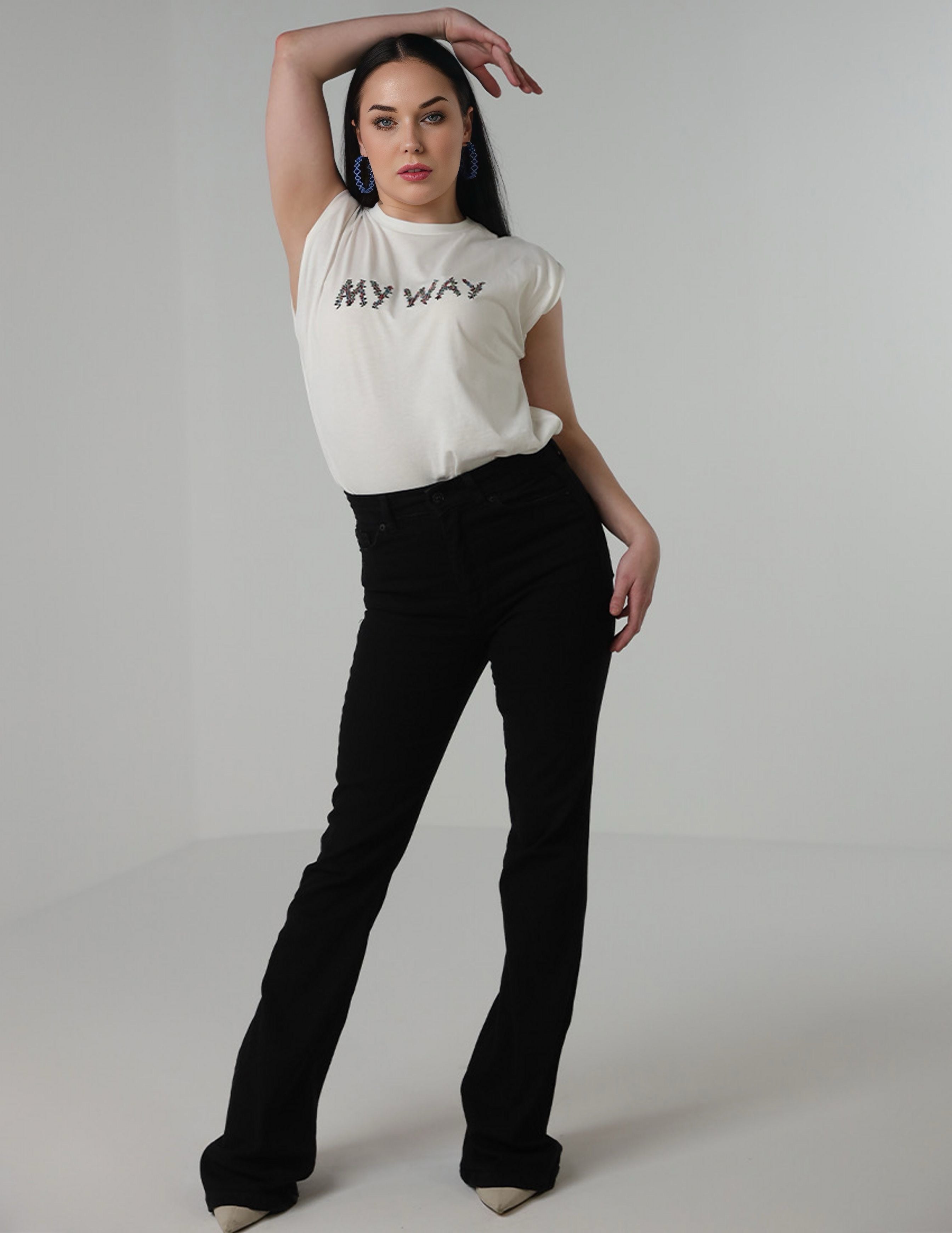 بنطال جينز واسع بخصر مرتفع