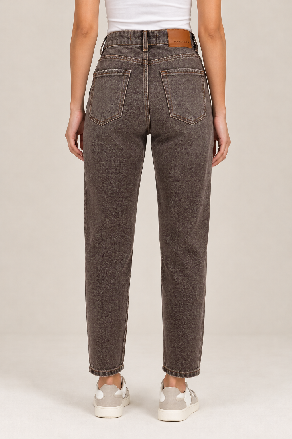 Boyfriend jeans brown with rips