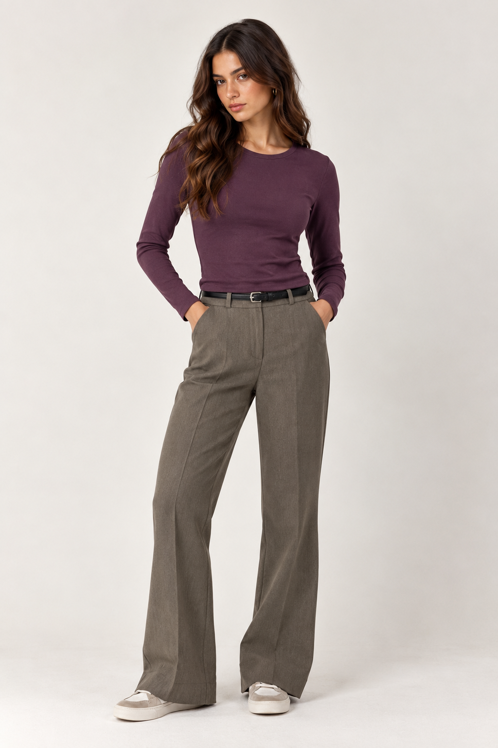 Bootcut pants with belt