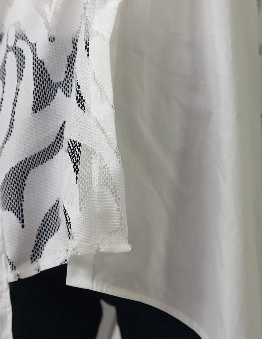 قميص غير متماثل بلوحة دانتيل