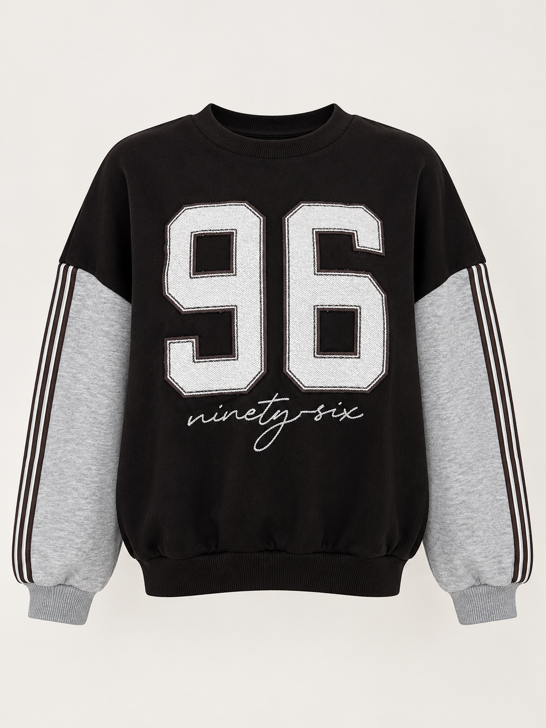 Brown sweatshirt with gray striped sleeves "96"