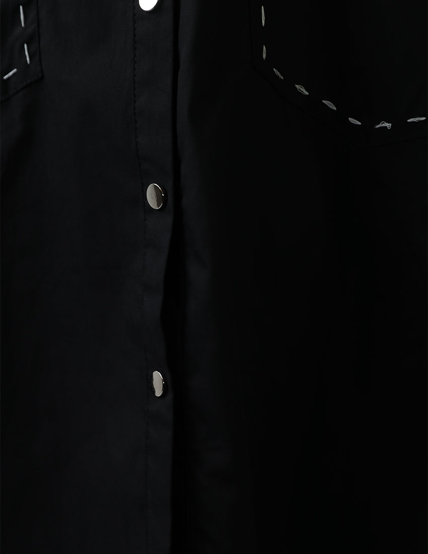 Black shirt with two packets