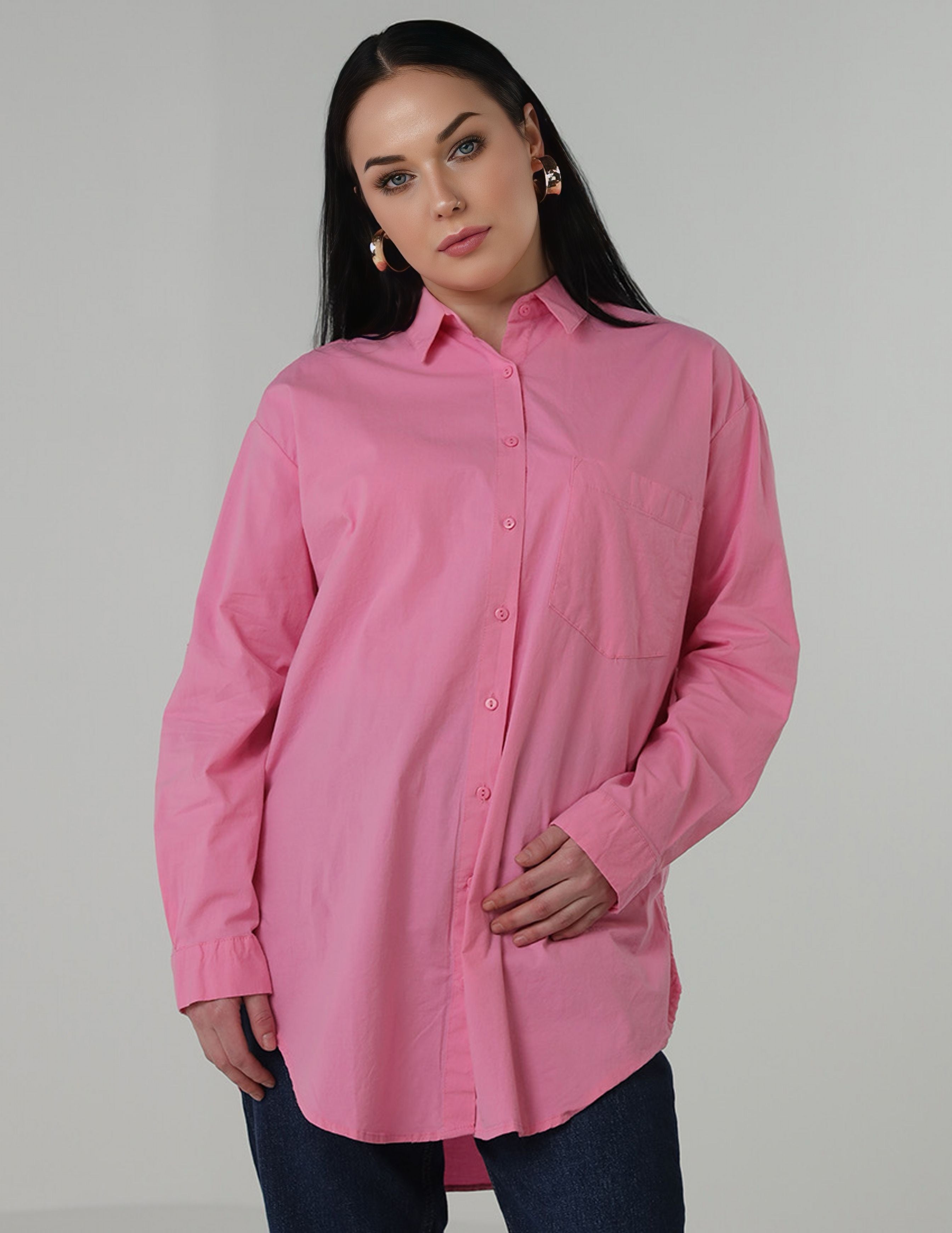 قميص كبير الحجم بأزرار