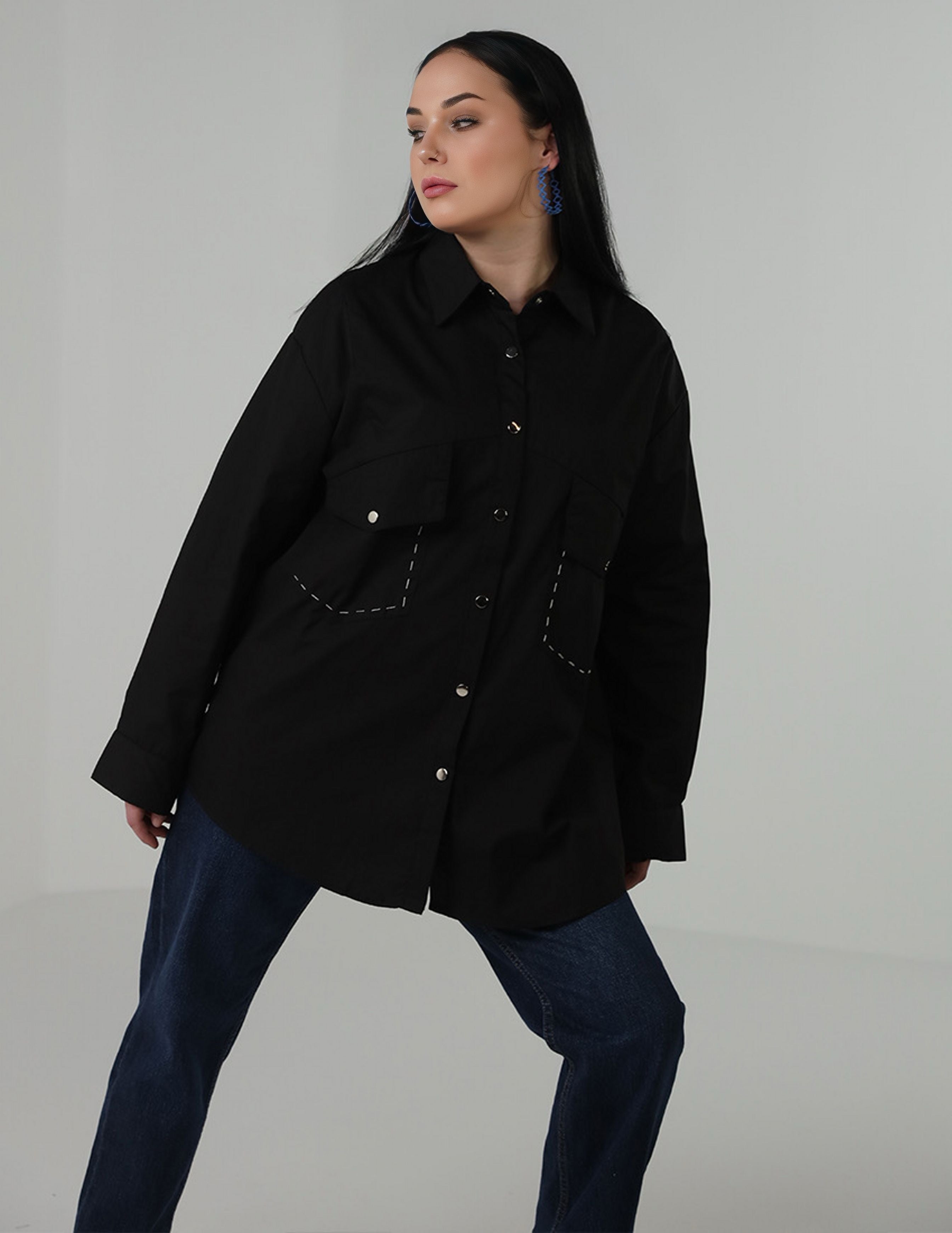 Black shirt with two packets