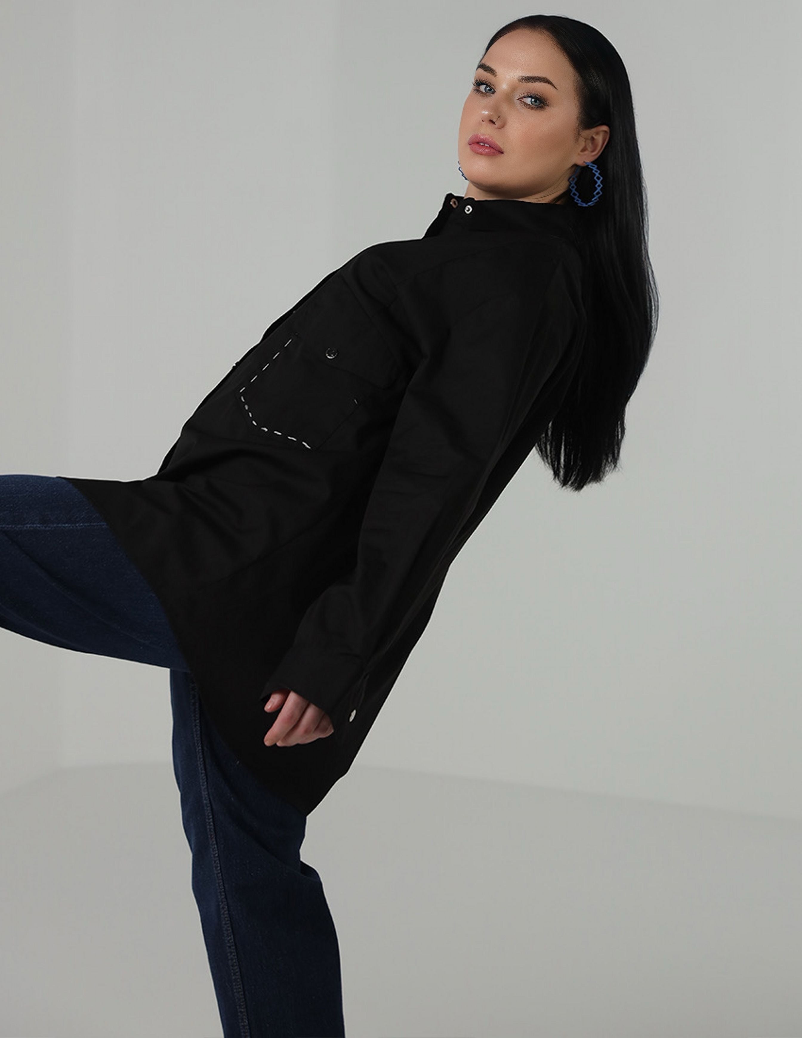 Black shirt with two packets