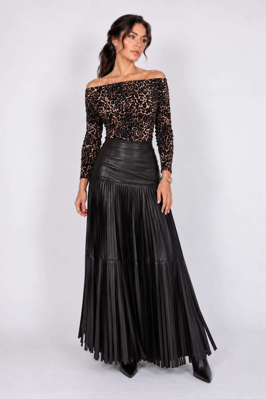 Leather maxi skirt with fringe detailing