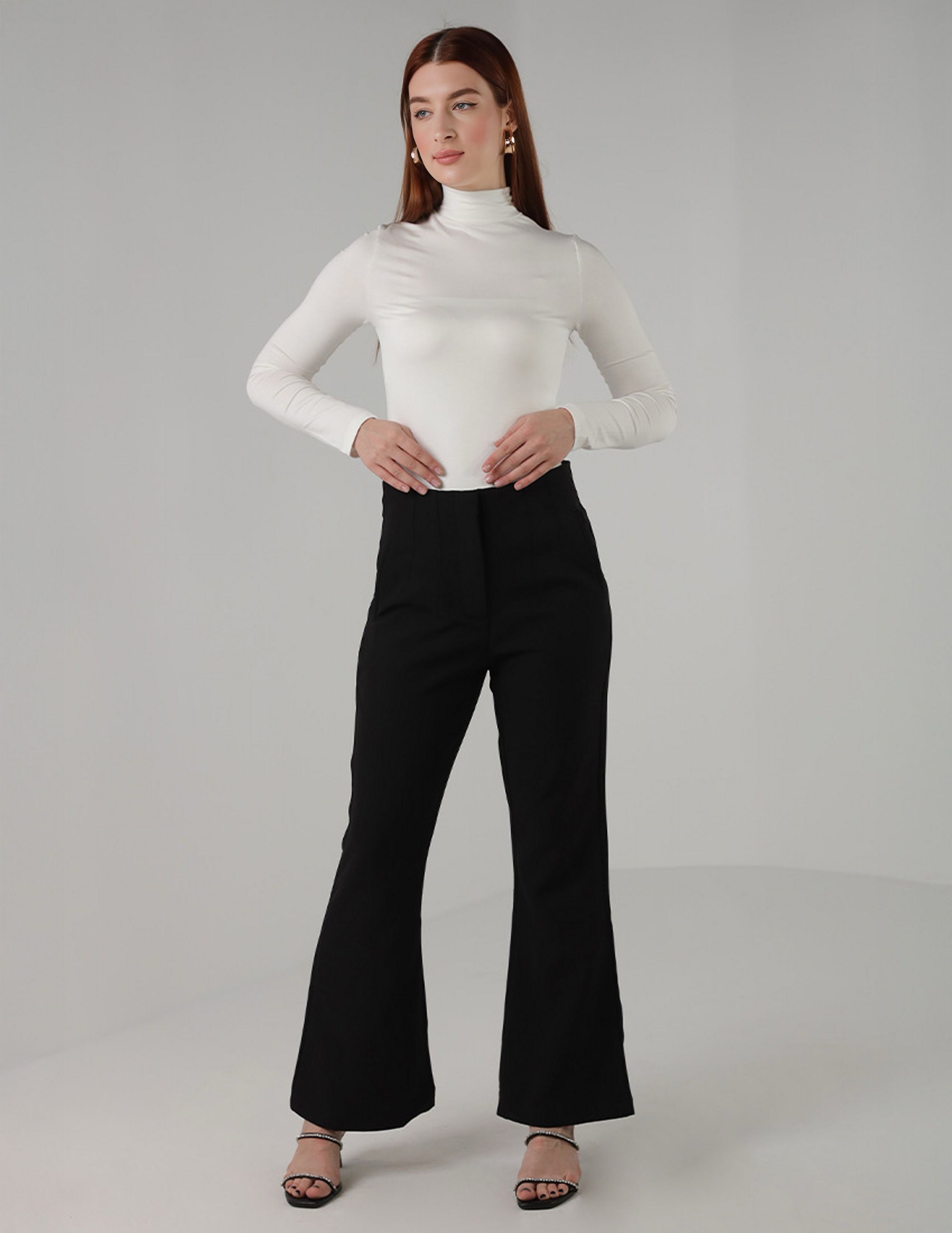 بنطلون ضيق واسع بخصر مرتفع