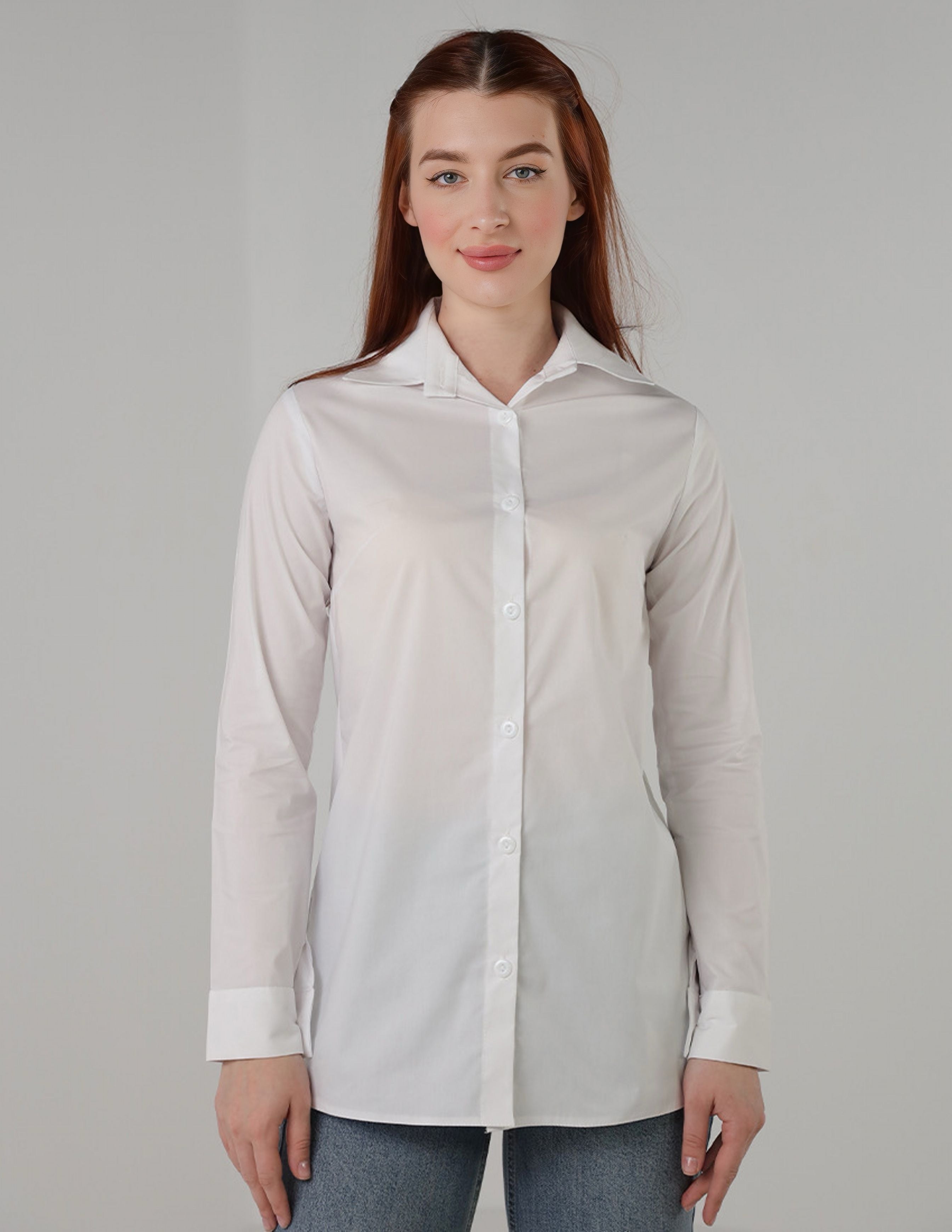 قميص أبيض بقصّة Slim-Fit مع أزرار إغلاق كاملة