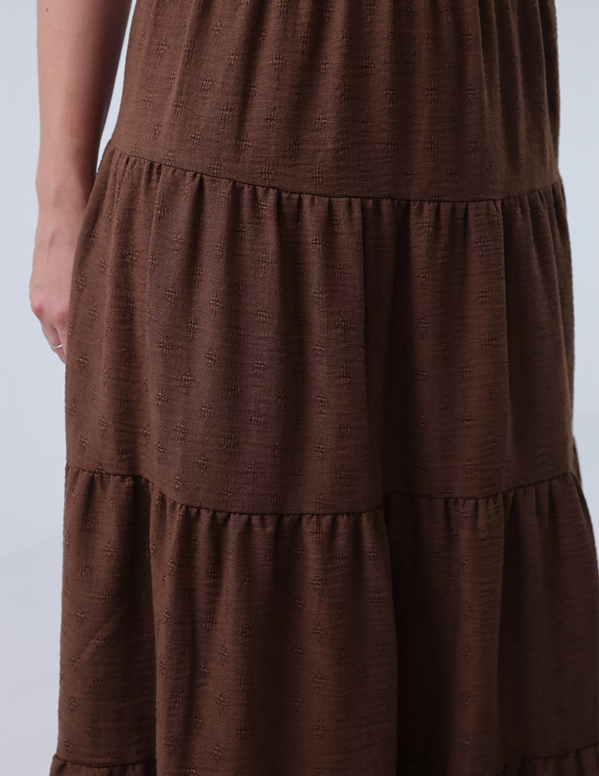 تنورة ماكسي مطرزة متعددة الطبقات