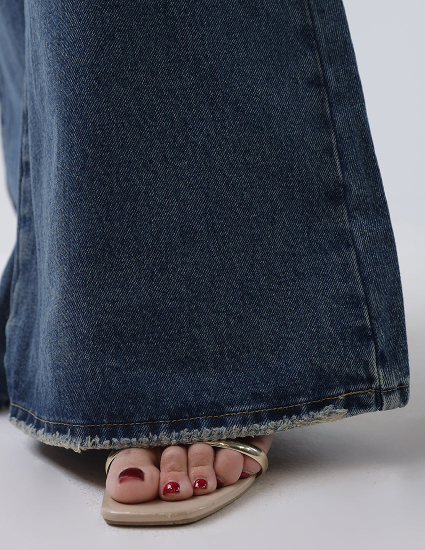 جينز أزرق فاتح