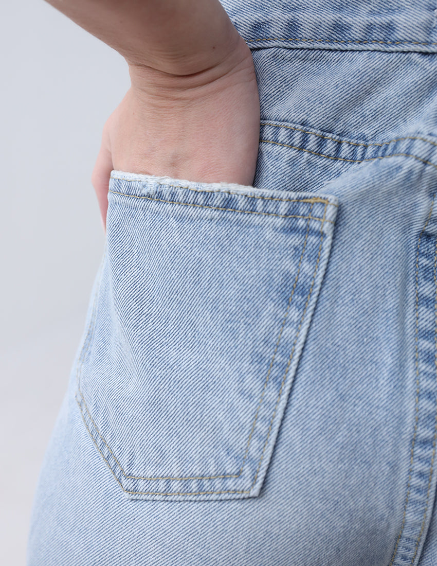 High-west Straight cut jeans in light blue