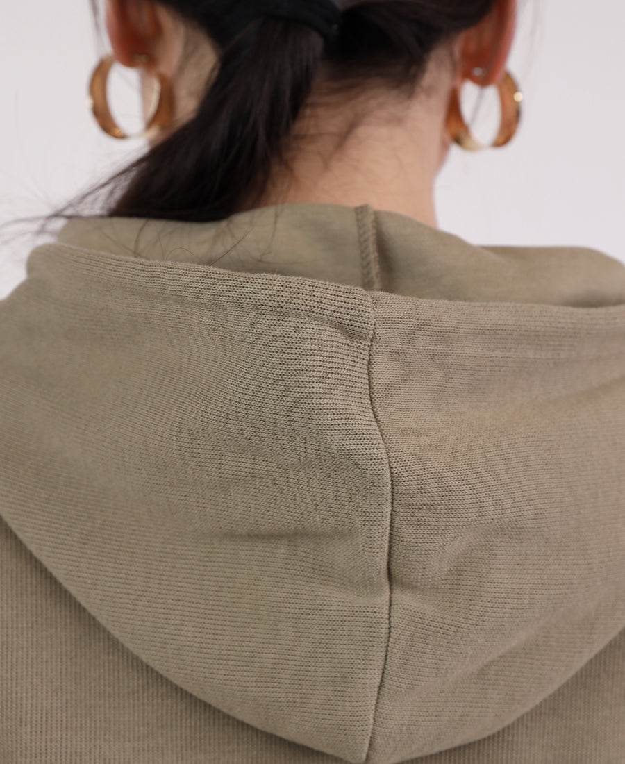 Training jacket with a hat and straight-cut trousers