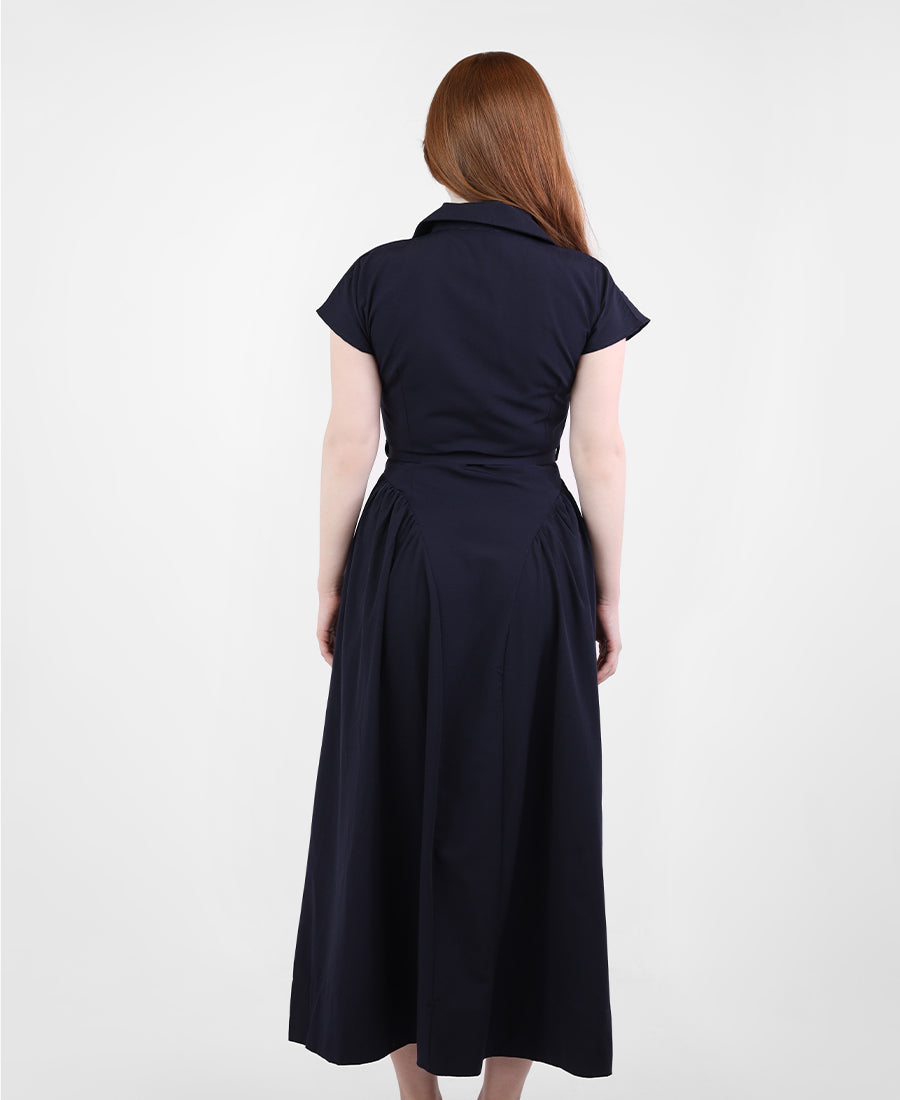 Flow dress with a button-up bodice belt