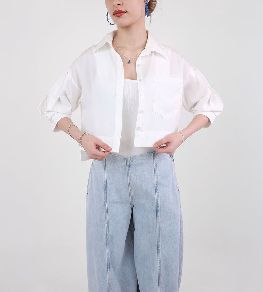 Cropped shirt with puff sleeves
