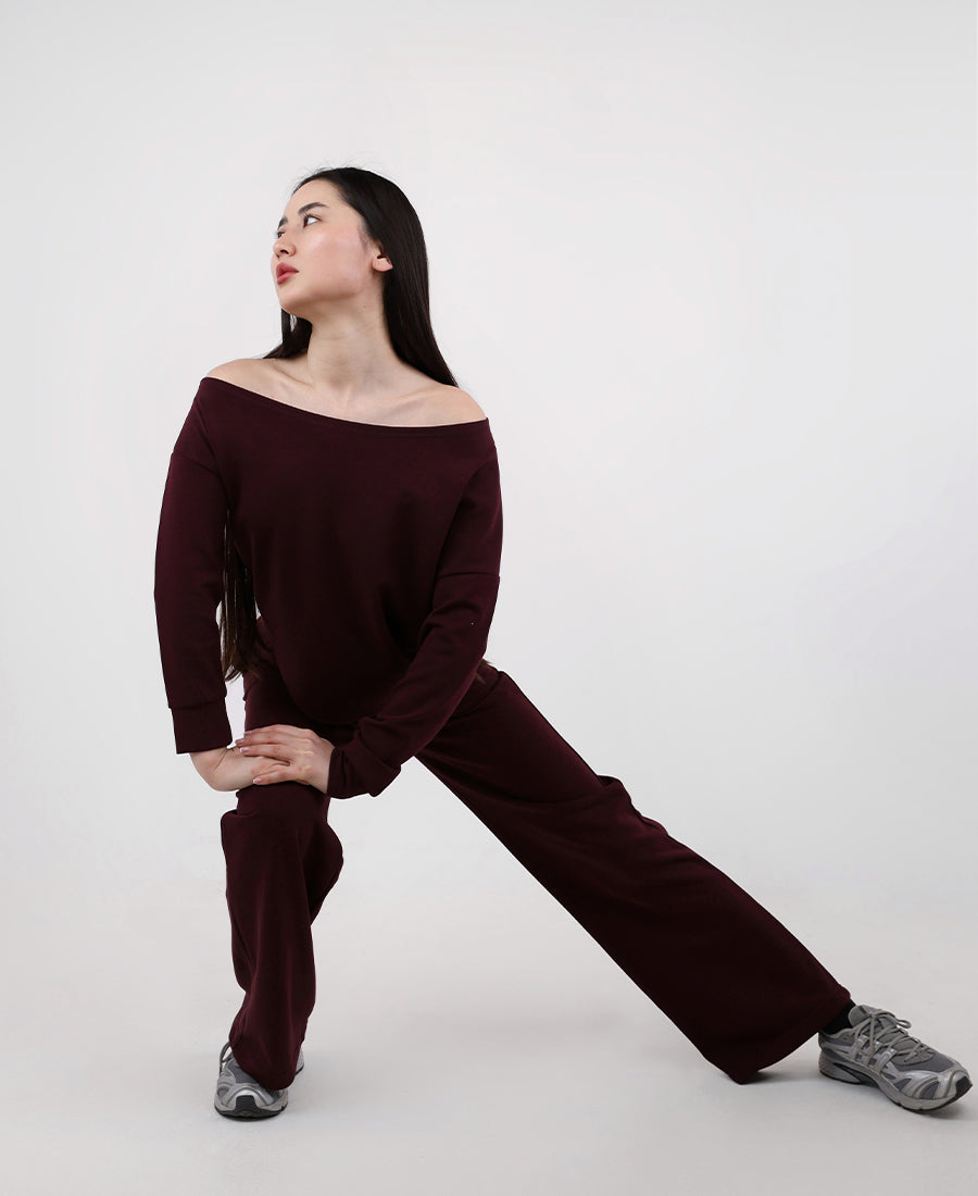 Plain wide-neck blouse