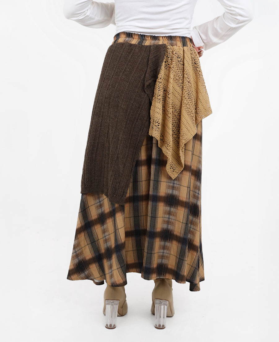 Layered wool plaid skirt