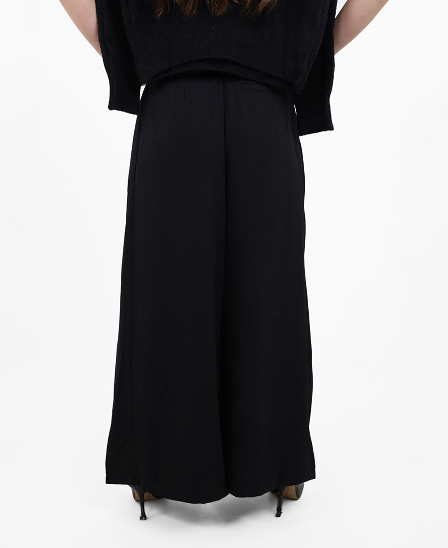 Black wide leg pants