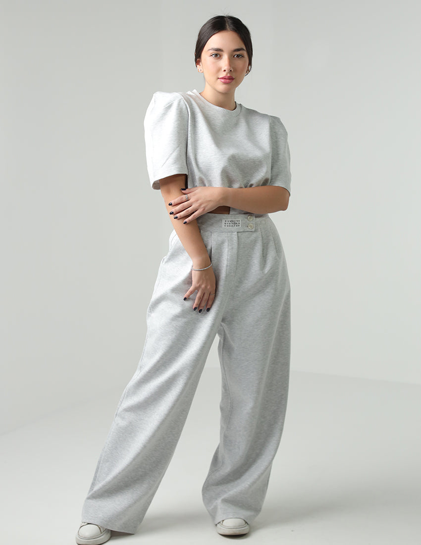 Oversized training t-shirt, sweatpants, wide leg