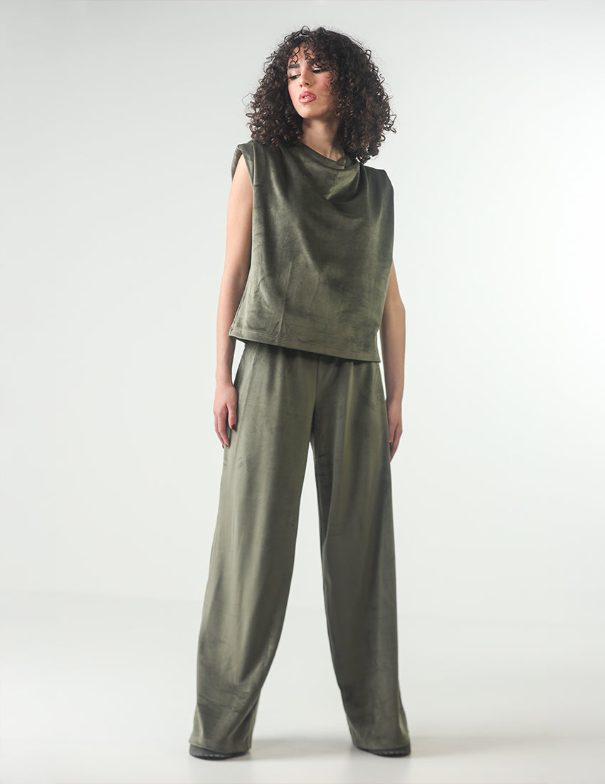 Velvet Set: Sleeveless Top and Wide Pants