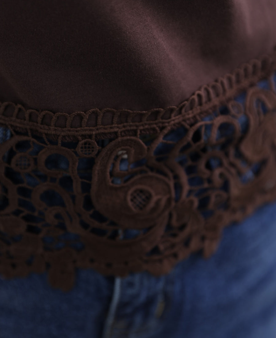 Butterfly shoulder t-shirt waist lace