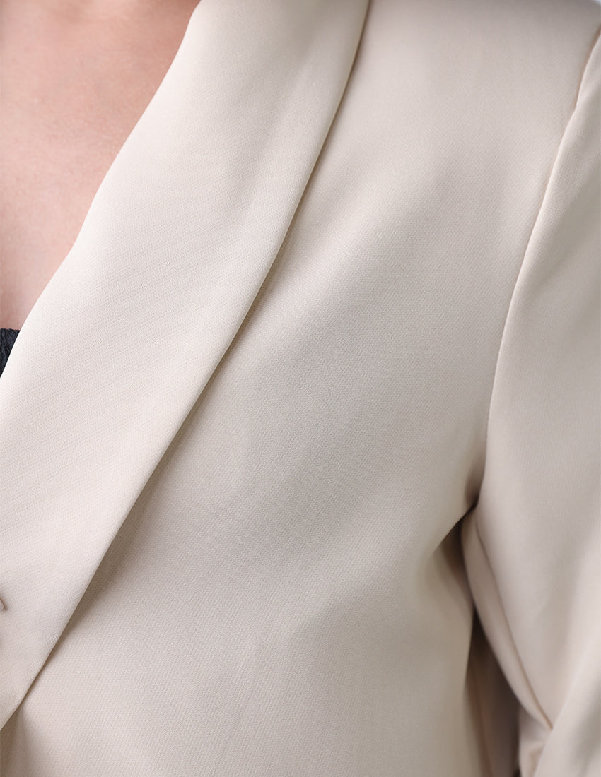 Oversized blazer with gathered sleeves