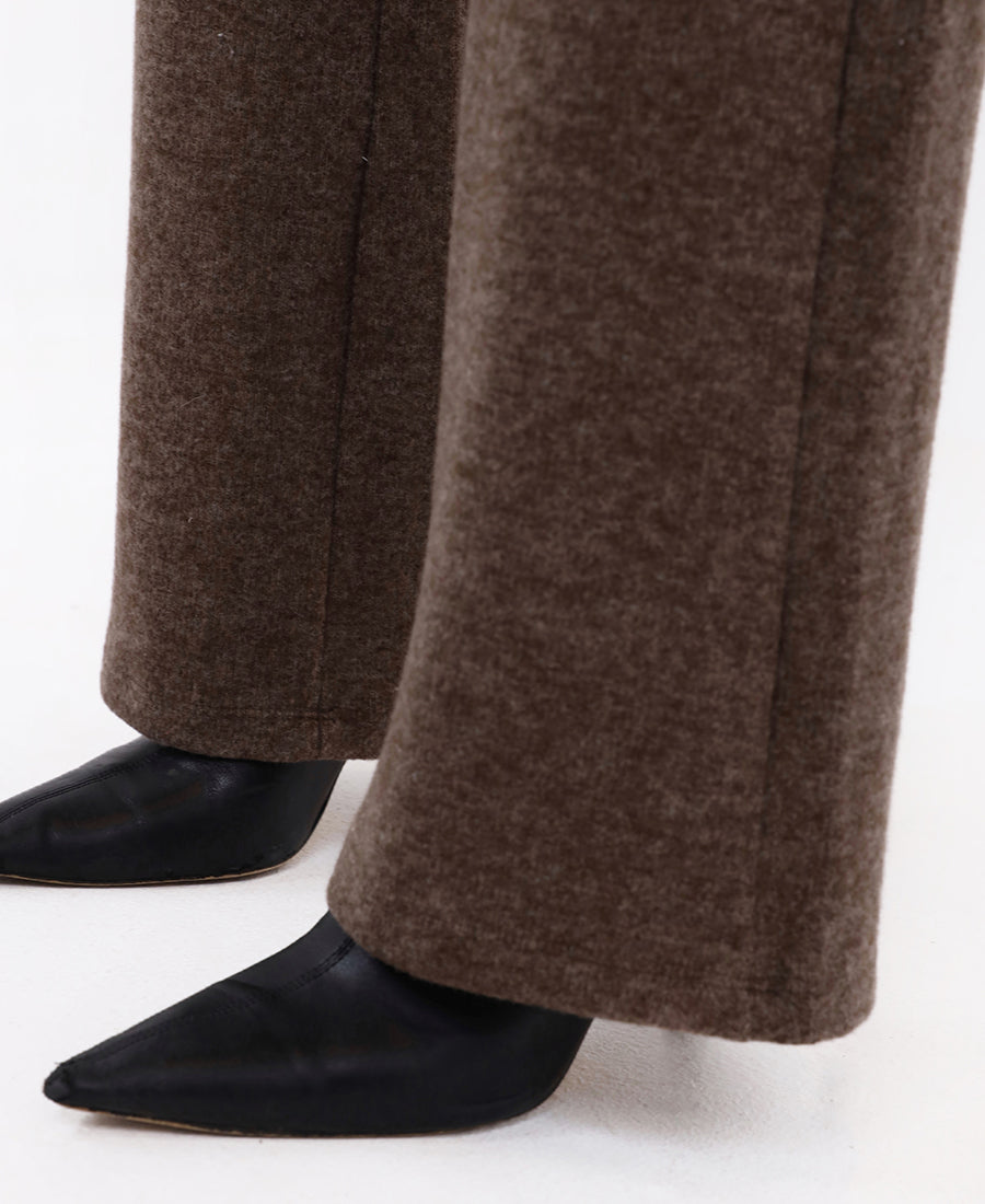 Straight cut wool trousers
