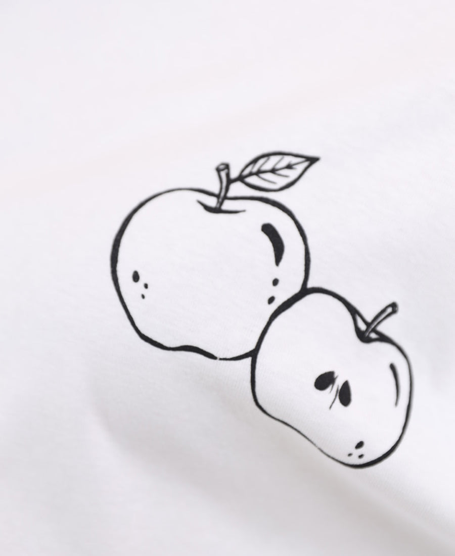 Oversized white t-shirt with an apple design on the front and back