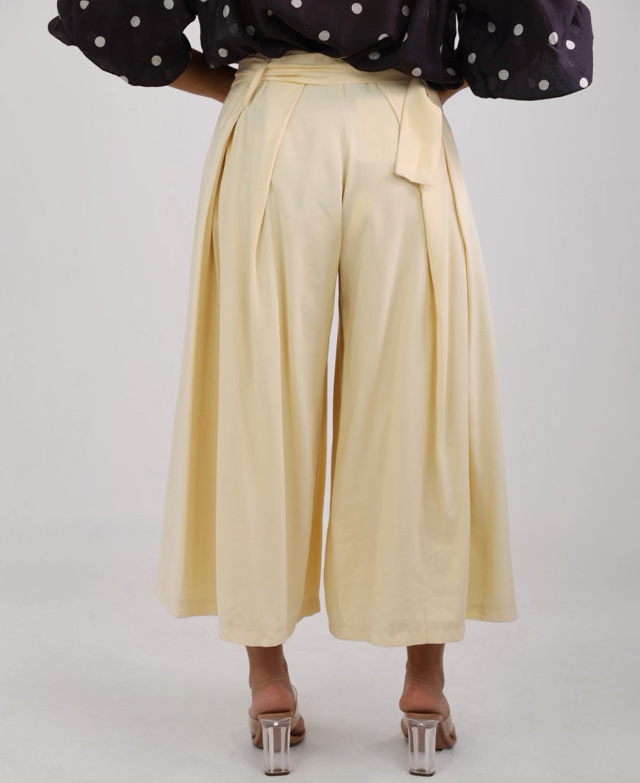 Palazzo trousers with belt
