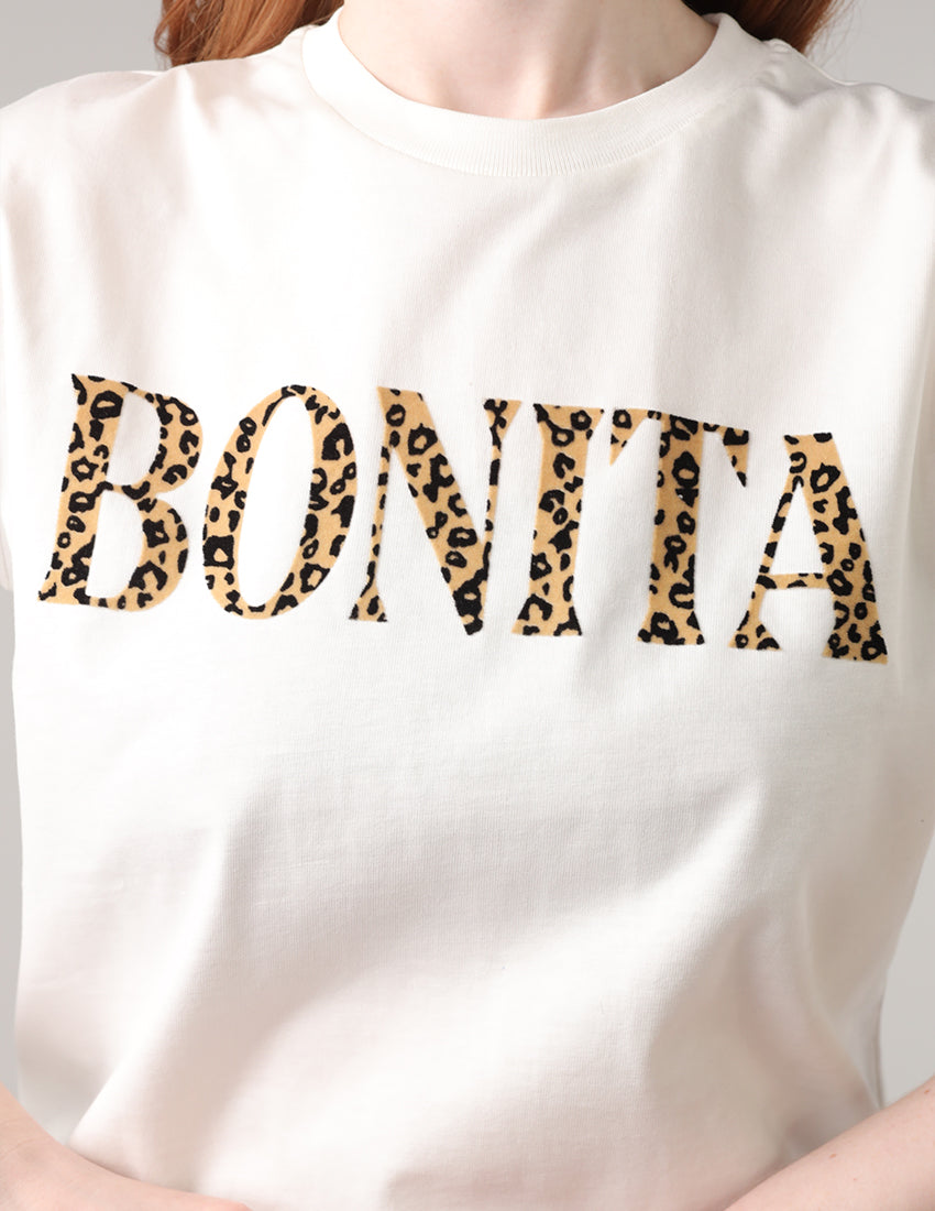 T-shirt with the words "BONITA" in tiger print