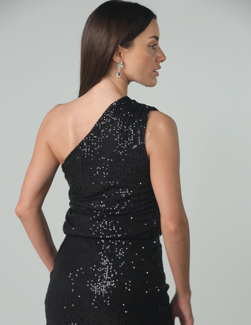 كتف واحد ترتر