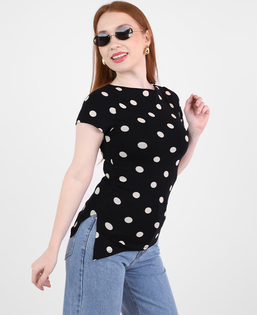 Black-beige polka dot short-sleeve top