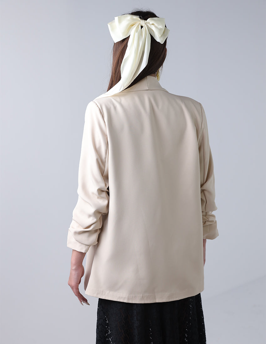 Oversized blazer with gathered sleeves